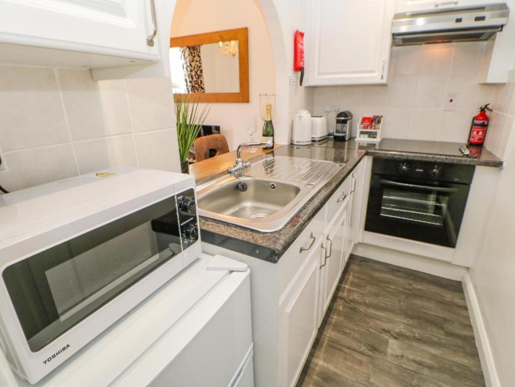 Old Town View Apartment Whitby Ngoại thất bức ảnh